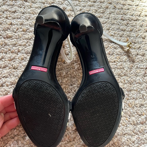Isaac Mizrahi suede and leather heels - Picture 11 of 12